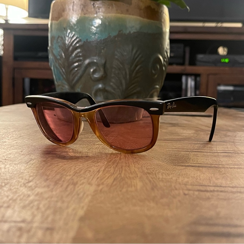 Vintage 1980s Ray Ban Wayfarer B & L Made In USA Sunglasses Black/Orange